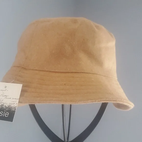 Kensie Women's Bucket Hat - Picture 3 of 9